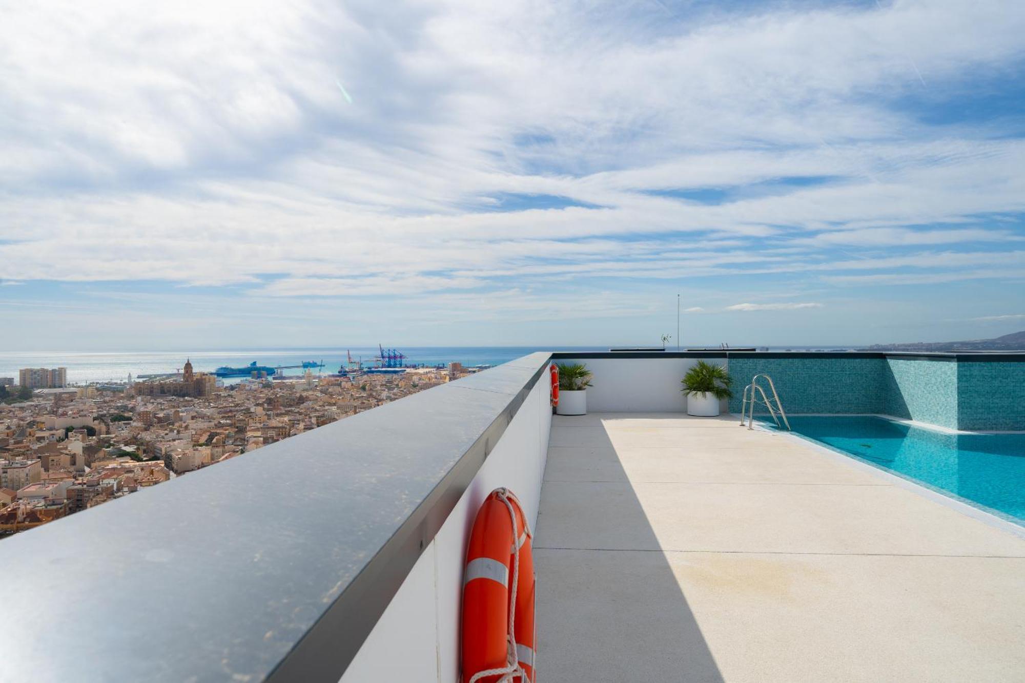 Xpce Urban 4 Malaga Skyline - Free Parking Apartment Exterior photo